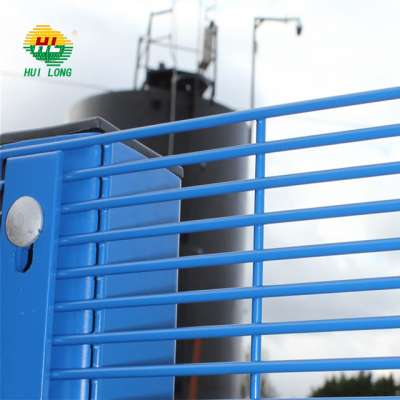 Waimaotong Stable supplier curve welded wire mesh fence